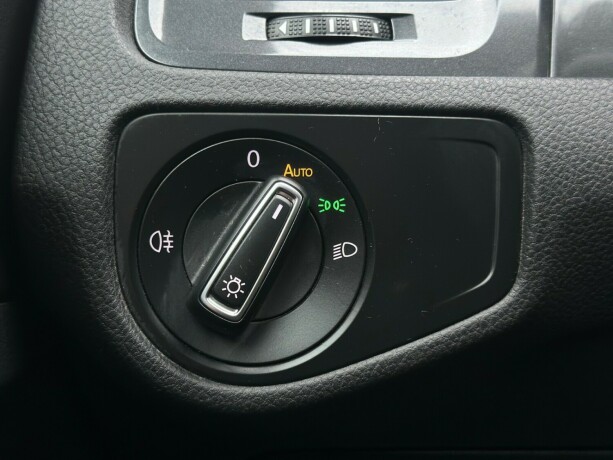 volkswagen-golf-elektrisitet-2020-big-31