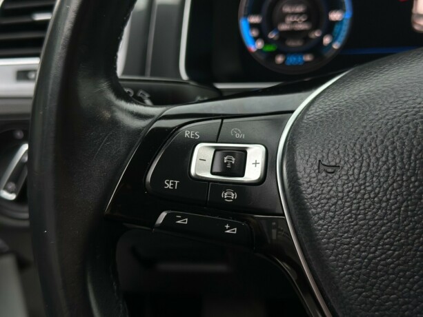 volkswagen-golf-elektrisitet-2020-big-27