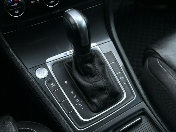 volkswagen-golf-elektrisitet-2020-big-18