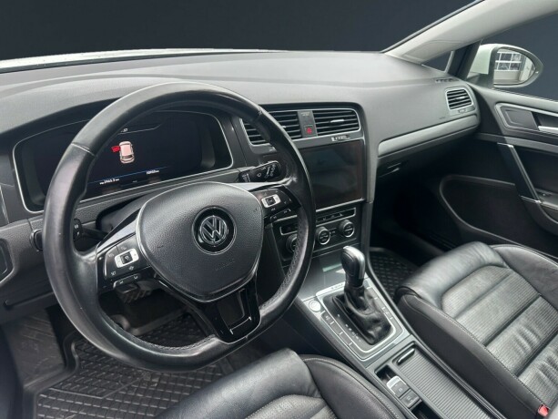 volkswagen-golf-elektrisitet-2020-big-9