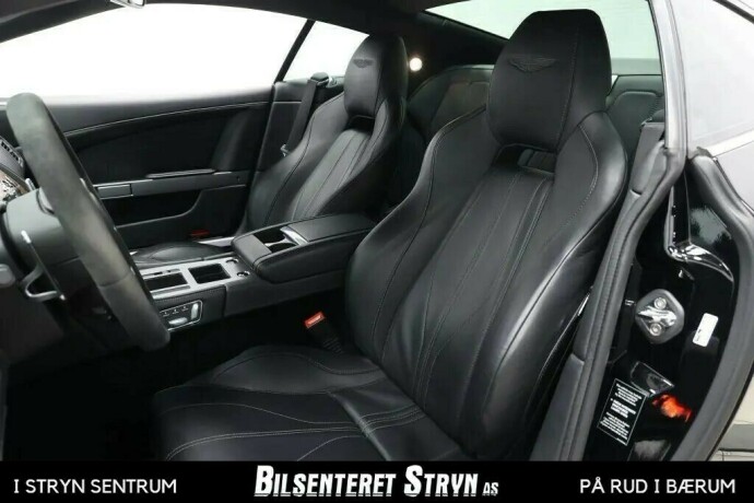 aston-martin-db9-bensin-2015-big-8