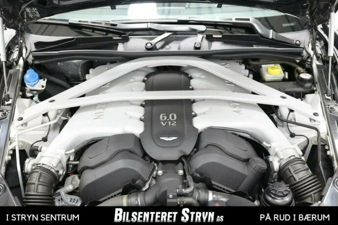 aston-martin-db9-bensin-2015-big-22