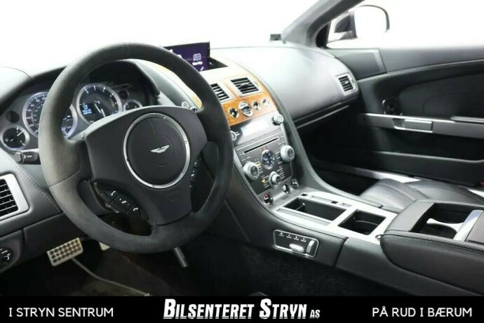 aston-martin-db9-bensin-2015-big-6