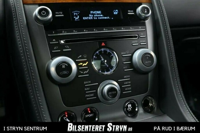 aston-martin-db9-bensin-2015-big-14