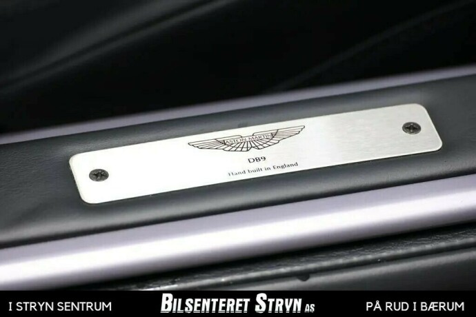 aston-martin-db9-bensin-2015-big-24