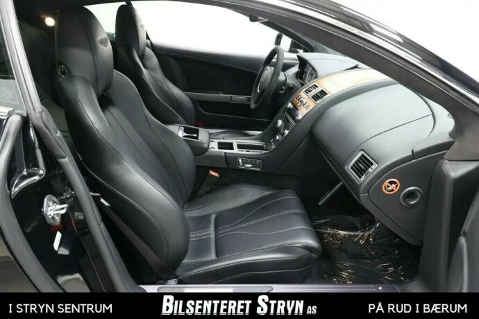 aston-martin-db9-bensin-2015-big-9