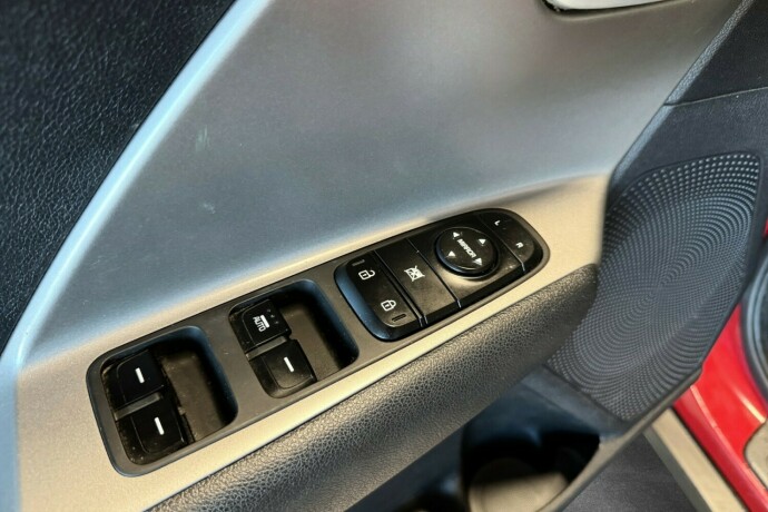 kia-niro-elektrisitetbensin-2017-big-14