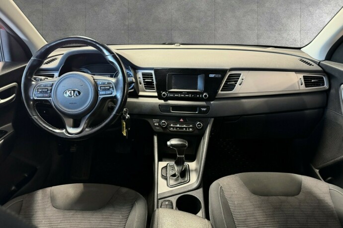 kia-niro-elektrisitetbensin-2017-big-20