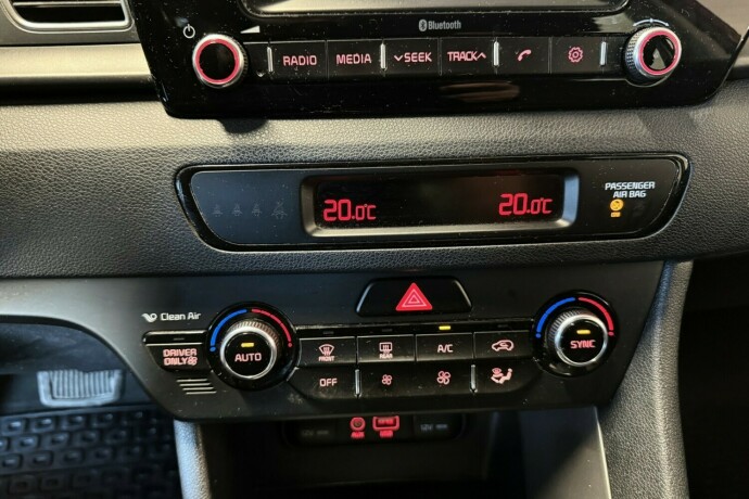 kia-niro-elektrisitetbensin-2017-big-19