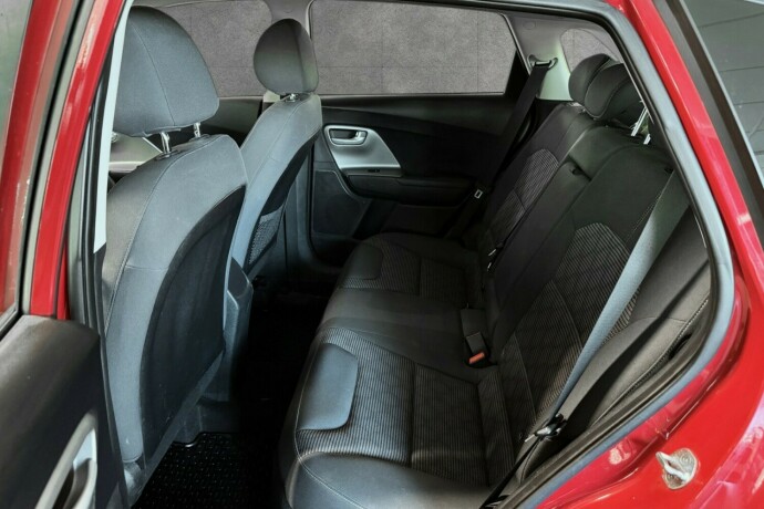 kia-niro-elektrisitetbensin-2017-big-24