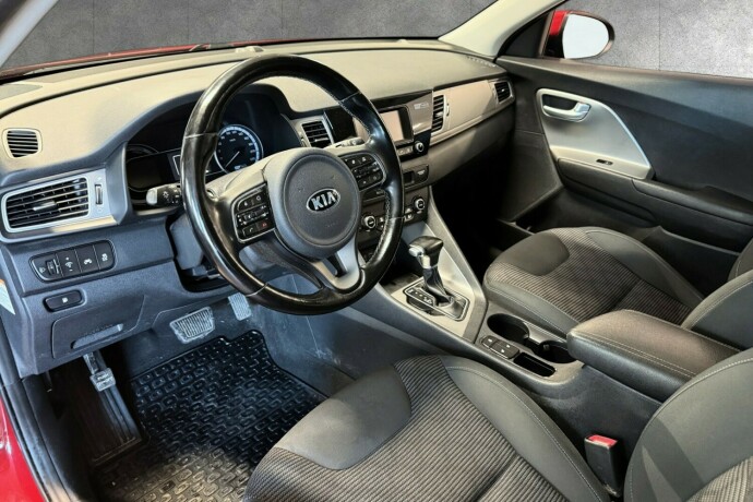 kia-niro-elektrisitetbensin-2017-big-10