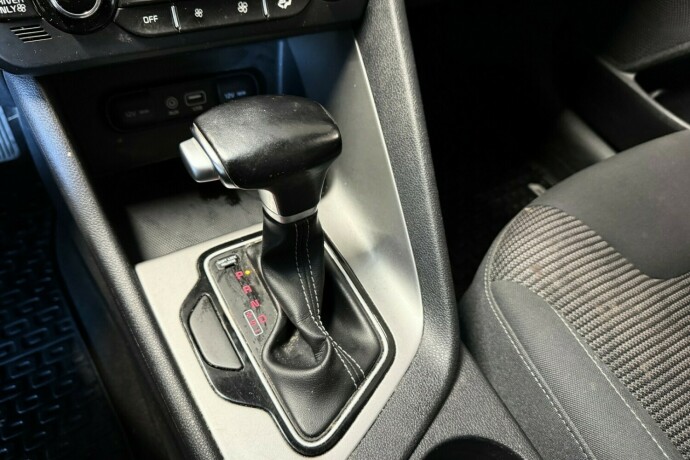 kia-niro-elektrisitetbensin-2017-big-17