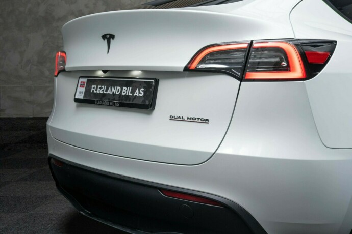 tesla-model-y-elektrisitet-2023-big-8
