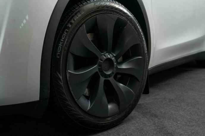 tesla-model-y-elektrisitet-2023-big-3