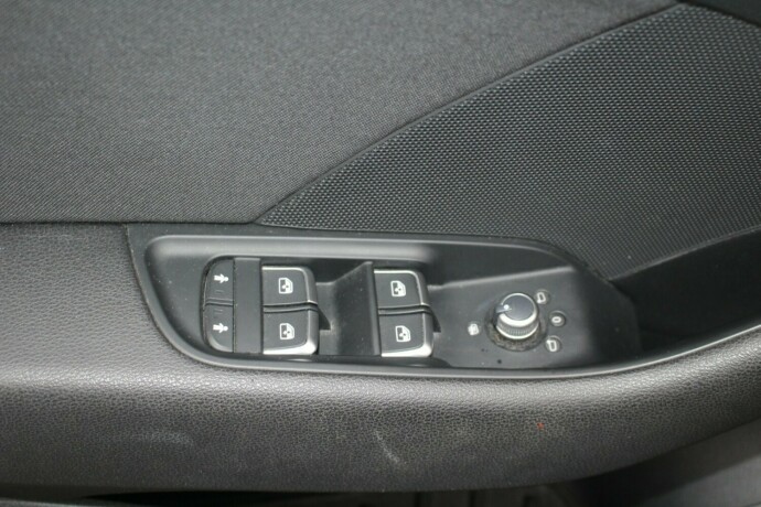 audi-a3-bensin-2018-big-6