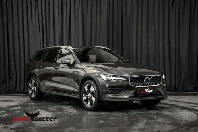 volvo-v60-cross-country-diesel-2020-big-3
