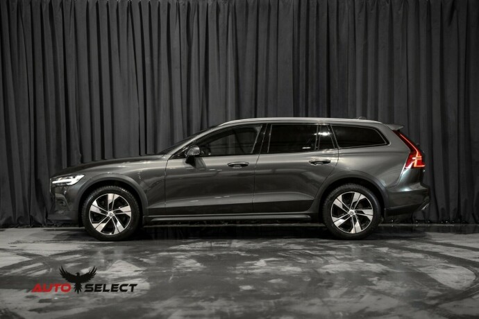 volvo-v60-cross-country-diesel-2020-big-7