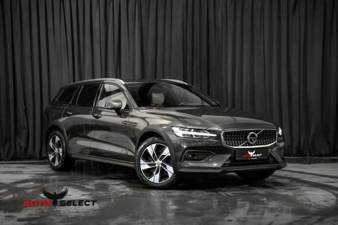 volvo-v60-cross-country-diesel-2020-big-0