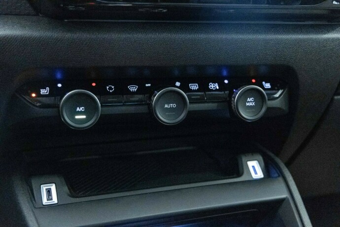 citroen-e-c4-elektrisitet-2023-big-16