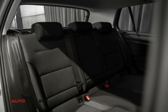 volkswagen-golf-elektrisitet-2018-big-13