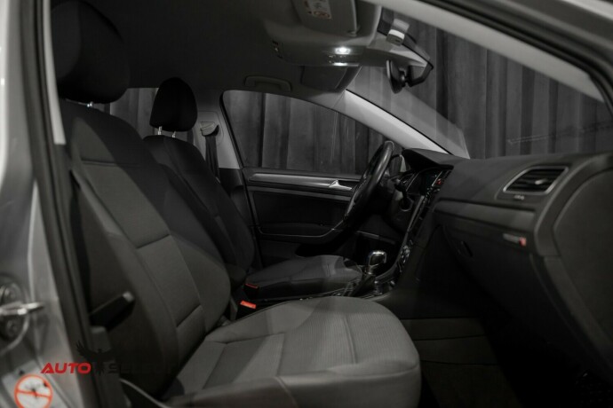 volkswagen-golf-elektrisitet-2018-big-17