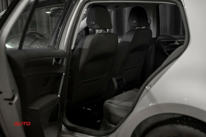 volkswagen-golf-elektrisitet-2018-big-14