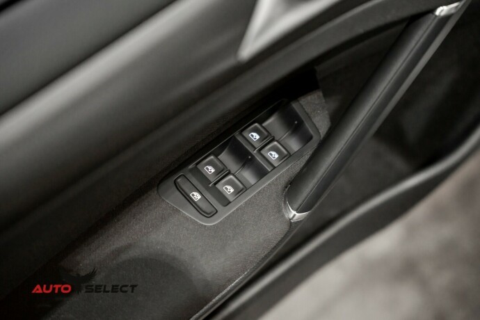 volkswagen-golf-elektrisitet-2018-big-20