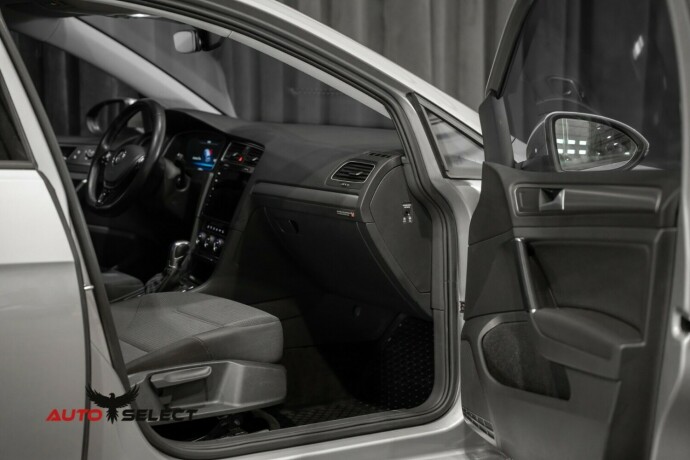 volkswagen-golf-elektrisitet-2018-big-16