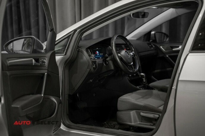 volkswagen-golf-elektrisitet-2018-big-19