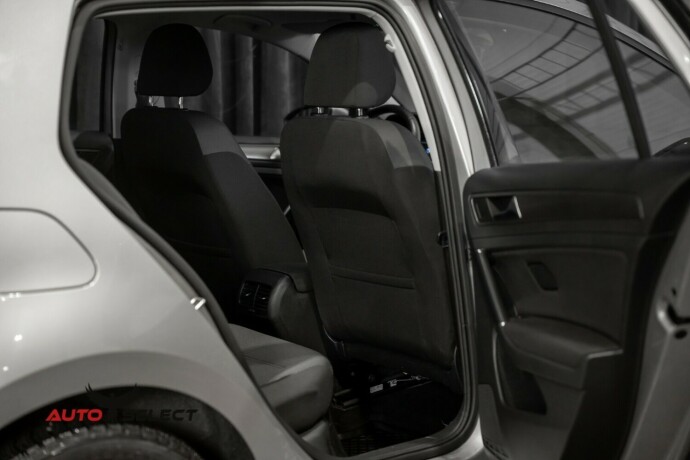 volkswagen-golf-elektrisitet-2018-big-12