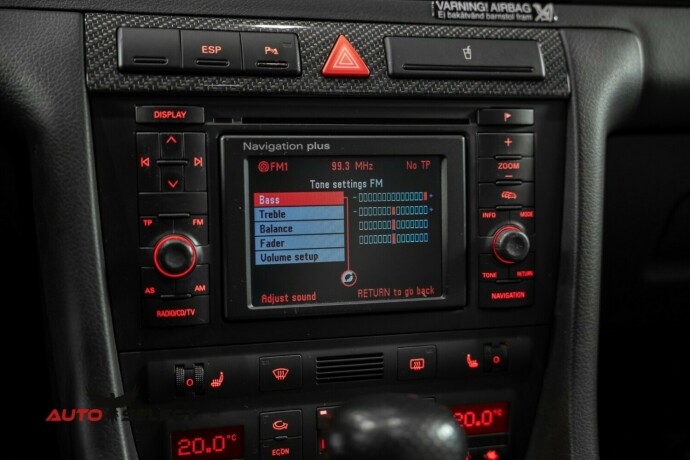 audi-rs6-bensin-2003-big-41