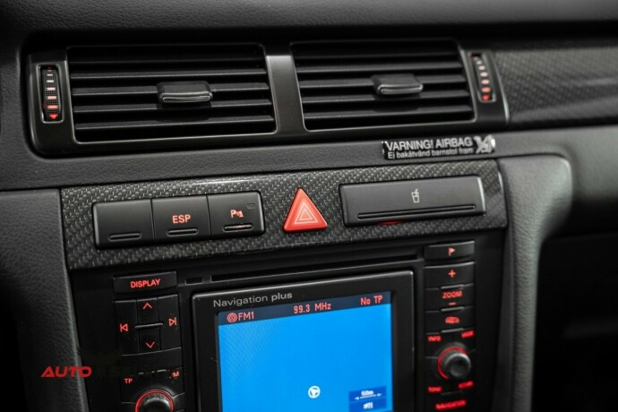 audi-rs6-bensin-2003-big-35