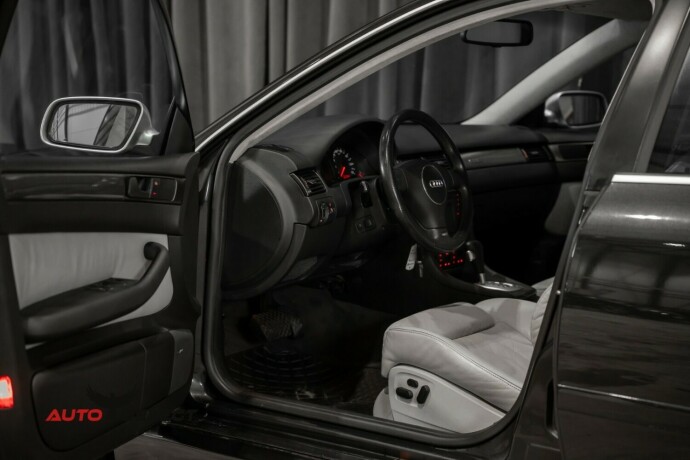 audi-rs6-bensin-2003-big-24