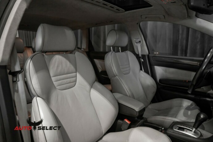 audi-rs6-bensin-2003-big-23