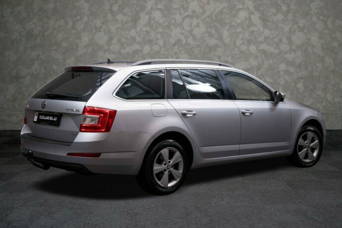 skoda-octavia-diesel-2013-big-11