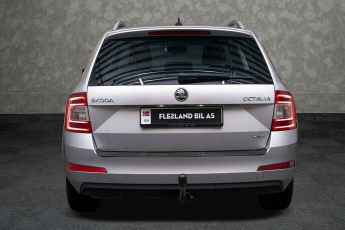 skoda-octavia-diesel-2013-big-10