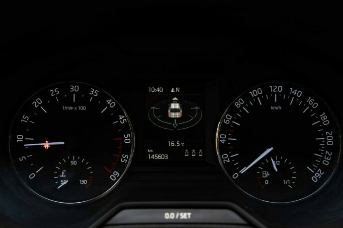 skoda-octavia-diesel-2013-big-13