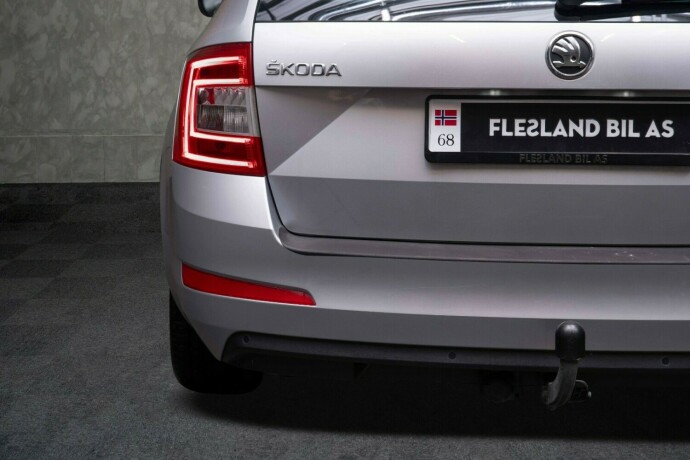 skoda-octavia-diesel-2013-big-9