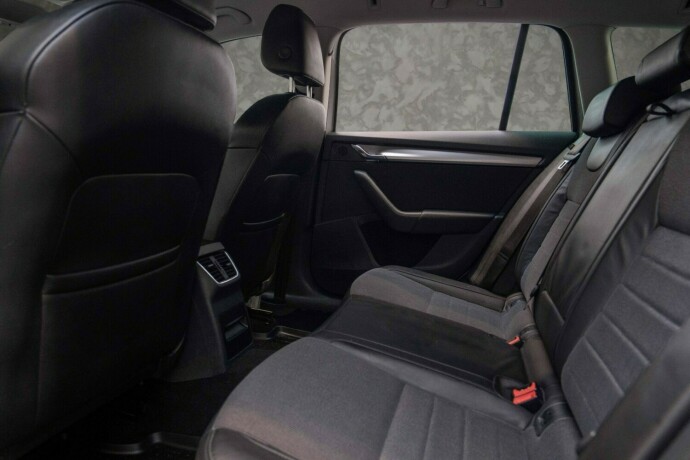 skoda-octavia-diesel-2013-big-26