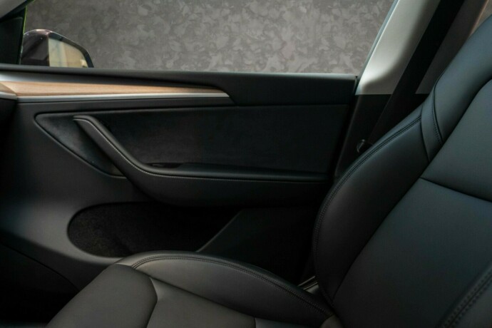 tesla-model-y-elektrisitet-2024-big-18