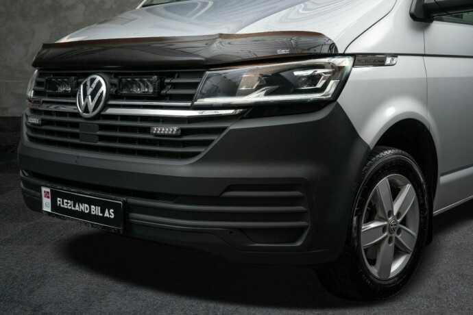 volkswagen-transporter-diesel-2021-big-2
