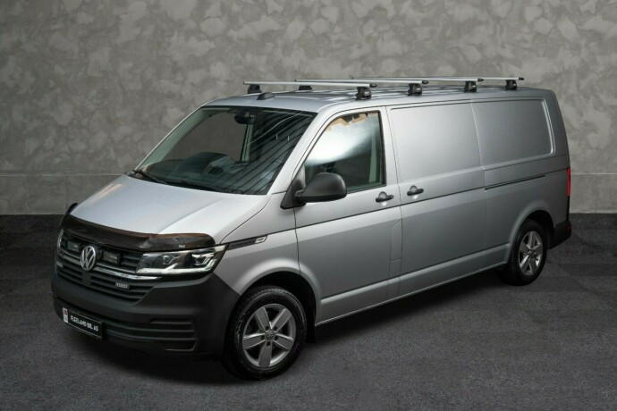 volkswagen-transporter-diesel-2021-big-1
