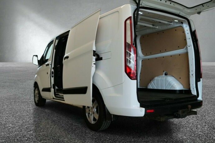 ford-transit-custom-diesel-2021-big-17