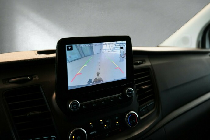 ford-transit-custom-diesel-2021-big-14