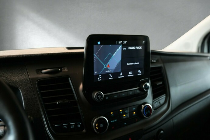 ford-transit-custom-diesel-2021-big-13