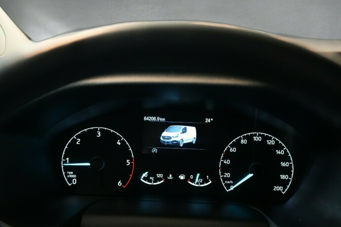 ford-transit-custom-diesel-2021-big-12