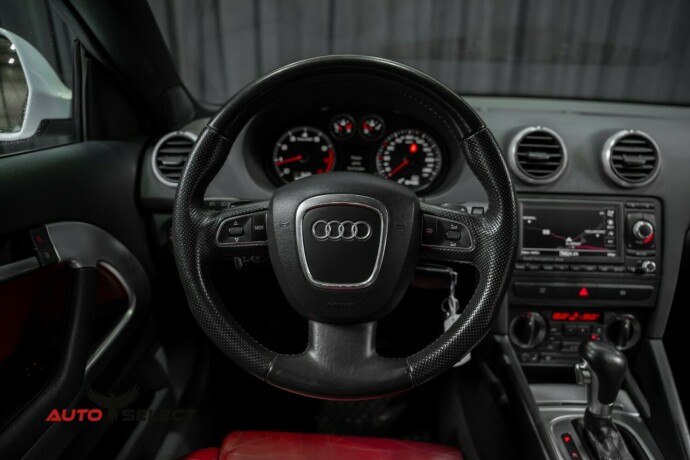 audi-a3-bensin-2009-big-21