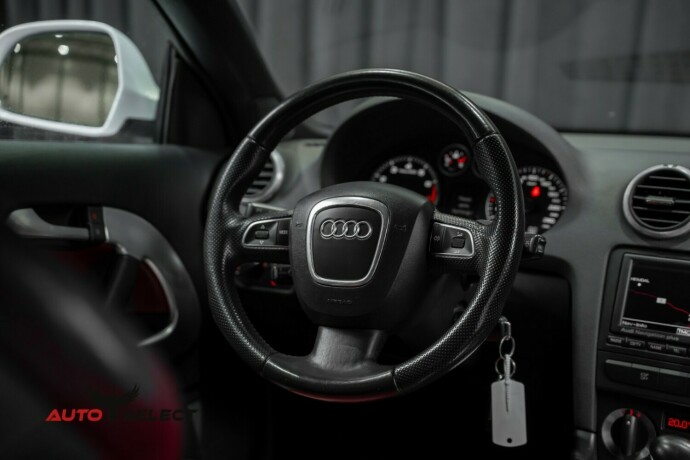 audi-a3-bensin-2009-big-20