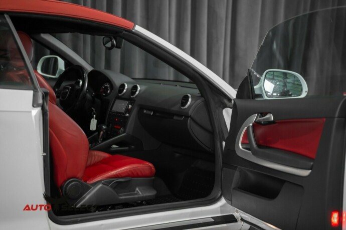 audi-a3-bensin-2009-big-12