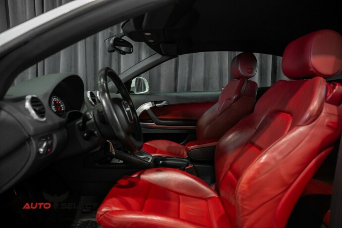 audi-a3-bensin-2009-big-18